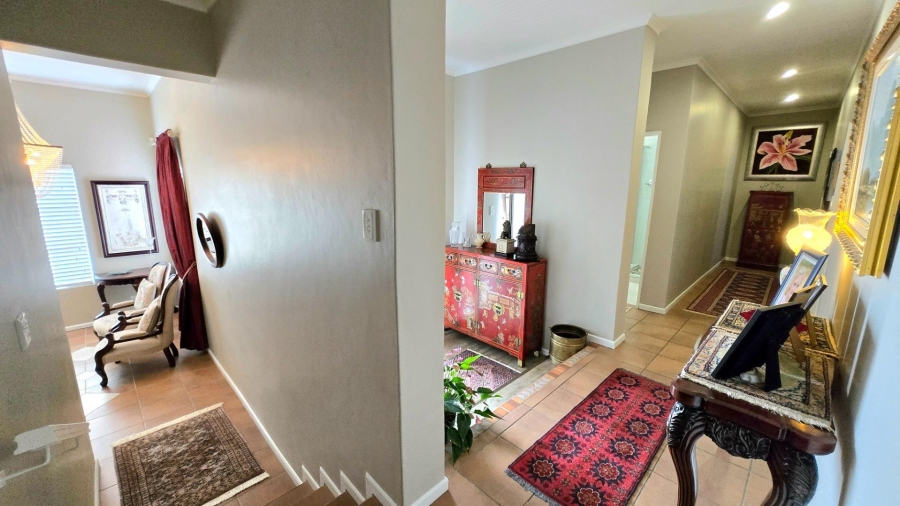 4 Bedroom Property for Sale in Kleinbaai Western Cape